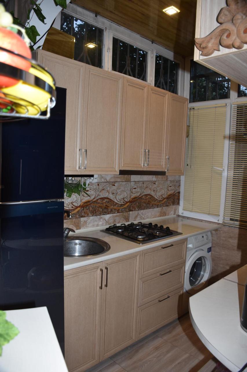 3 Room Flat In Тбилиси Экстерьер фото